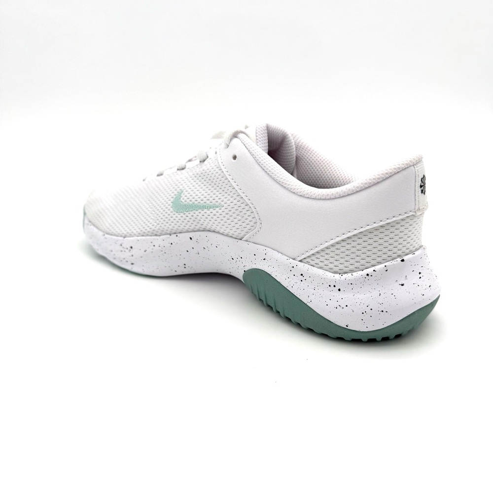 NWT NIB New Nike Women's Legend Essential 3 NN Running Walking Shoes Tennis 8.5 - Picture 5 of 9